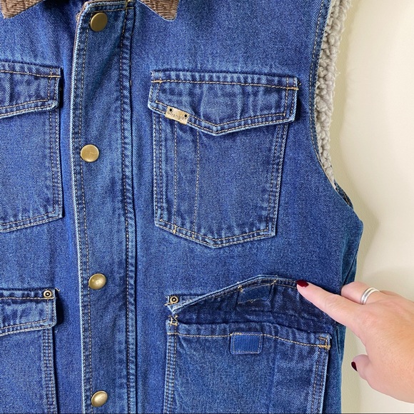 Vtg Wrangler denim Sherpa lined vest S - Picture 4 of 10